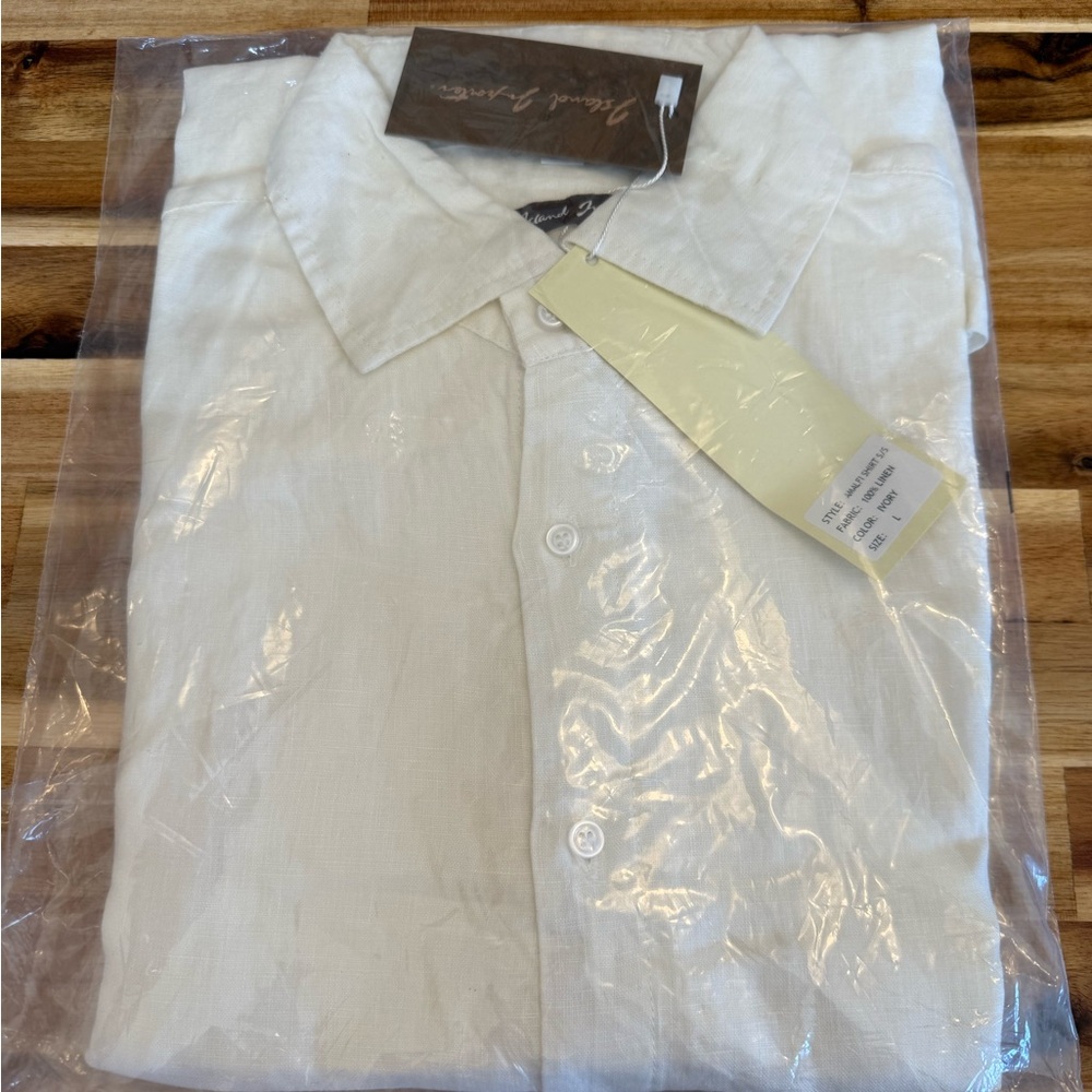 Island Importer Large Linen shirt.